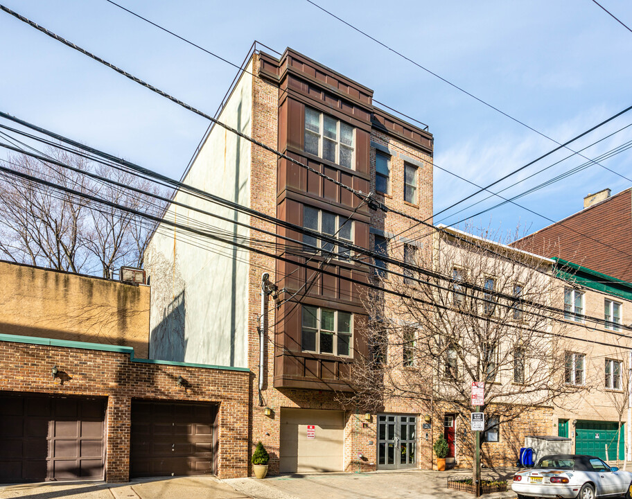 108 Madison St in Hoboken, NJ - Foto de edificio