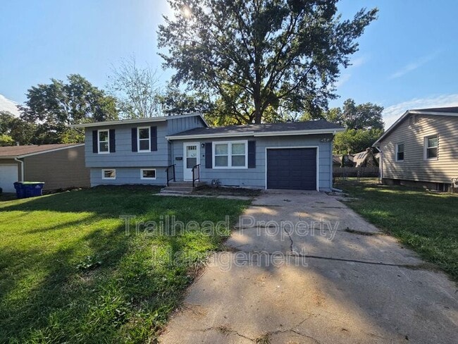 505 NE Short St in Lee's Summit, MO - Building Photo - Building Photo