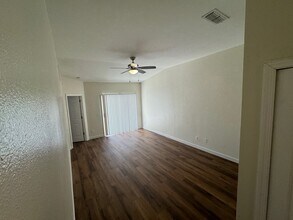 718 Lucaya Dr in Kissimmee, FL - Building Photo - Building Photo