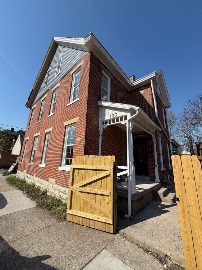 property at 103 S 18th St