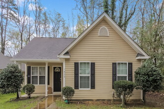 1820 Charnell Ln in Charlotte, NC - Building Photo - Building Photo