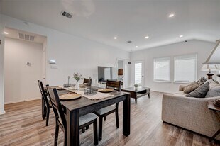 24307 Oriole Summit Dr in Spring, TX - Building Photo