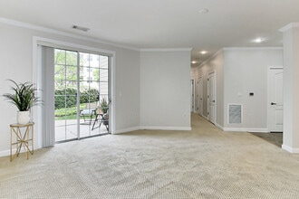 400 Cameron Station Blvd, Unit 113 in Alexandria, VA - Building Photo - Building Photo