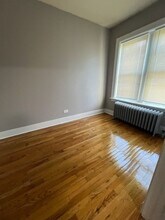 11214-18 S Indiana in Chicago, IL - Foto de edificio - Interior Photo