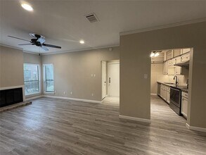 1201 Bering Dr in Houston, TX - Building Photo - Building Photo