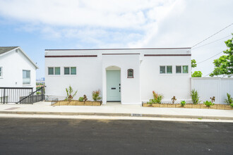 2818 S Peck Ave in San Pedro, CA - Building Photo - Building Photo