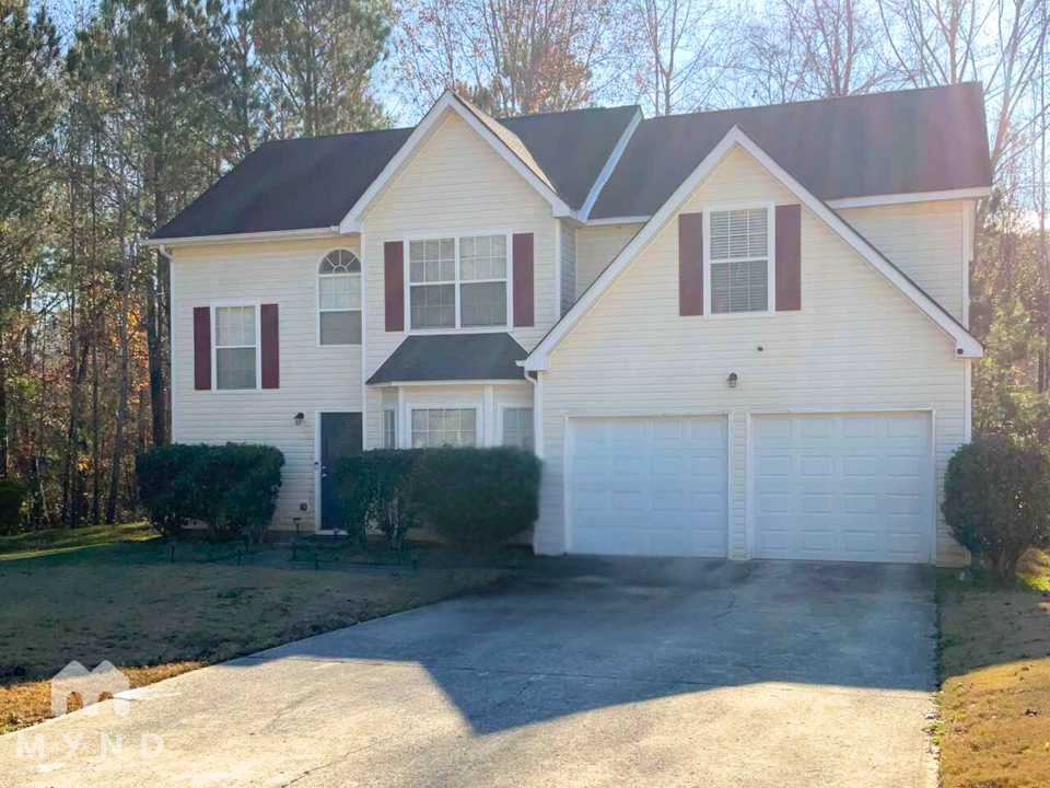 4755 Bald Eagle Way in Douglasville, GA - Building Photo