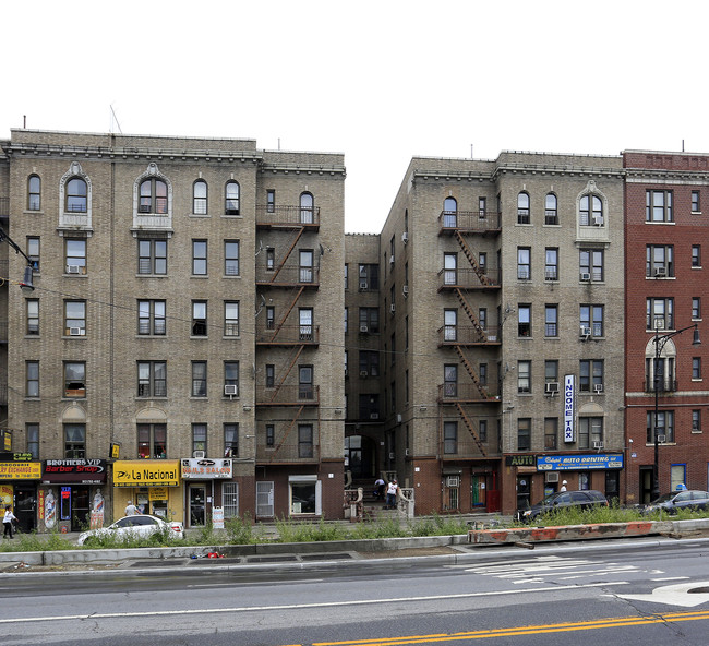 1384 Grand Concourse in Bronx, NY - Building Photo - Building Photo