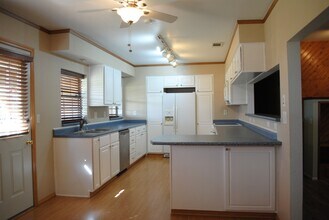 13019 W Adams Ave in Belton, TX - Building Photo - Building Photo