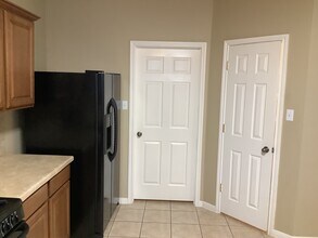 3800 Veiled Falls Dr in Pflugerville, TX - Building Photo - Building Photo