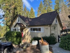 10754 Eagle Cir in Nevada City, CA - Building Photo - Building Photo