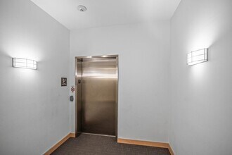 10 E 26th St in Minneapolis, MN - Building Photo - Building Photo