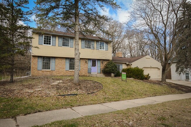 property at 1705 Folwell Dr SW