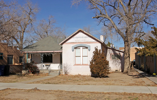 711 Roma Ave NW in Albuquerque, NM - Building Photo - Building Photo