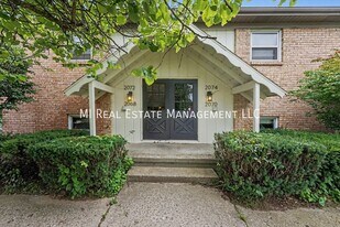2068 Andrew St SE in Kentwood, MI - Building Photo