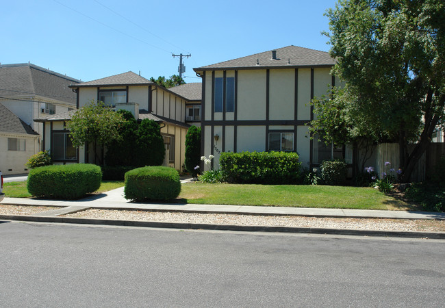 1507 Brookvale Dr in San Jose, CA - Building Photo - Building Photo