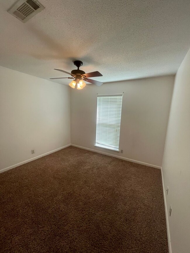 117 Eagle Cir in Enterprise, AL - Building Photo - Building Photo