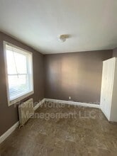 6023 Gwynn Oak Ave in Woodlawn, MD - Building Photo - Building Photo