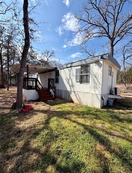 property at 109 Seminole Dr