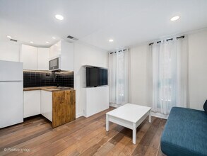 21 W Goethe St in Chicago, IL - Building Photo - Building Photo