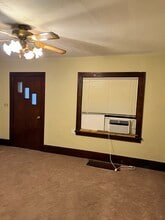 4351 Dover Center Rd, Unit North in North Olmsted, OH - Foto de edificio - Building Photo