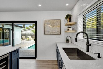 5501 NE 18th Terrace in Fort Lauderdale, FL - Building Photo - Building Photo