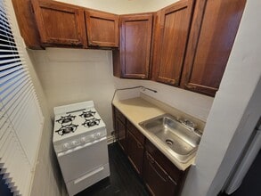 834 W Fullerton Ave in Chicago, IL - Building Photo - Building Photo
