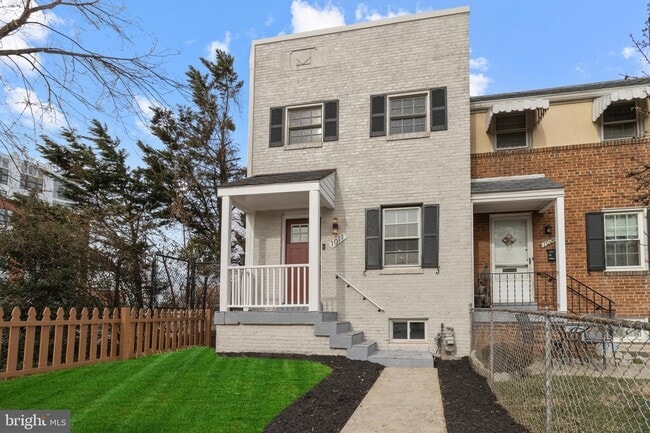 property at 1011 Bashford Ln