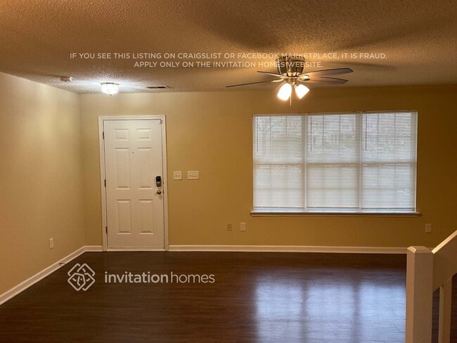 8218 Rudolph Rd in Charlotte, NC - Foto de edificio - Building Photo