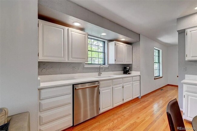 6684 E Phillips Ave in Centennial, CO - Building Photo - Building Photo