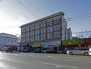 Belvedere Court in Vancouver, BC - Building Photo - Building Photo