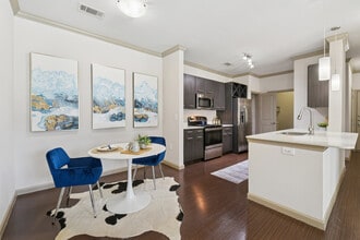 The View at Crown Ridge in San Antonio, TX - Foto de edificio - Building Photo