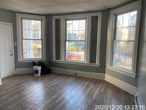 135 N 14th St in East Orange, NJ - Building Photo - Building Photo