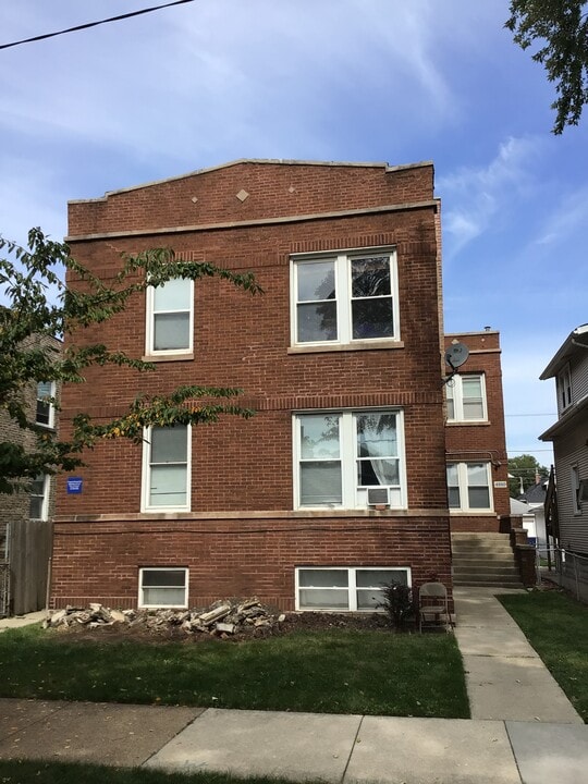 4950 W Warwick Ave, Unit 2F in Chicago, IL - Building Photo