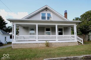 56 Central Ave in Franklin, IN - Building Photo