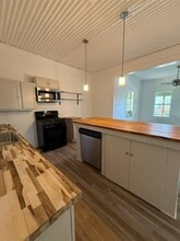 1750 Maple Ave in Paris, TX - Building Photo - Building Photo