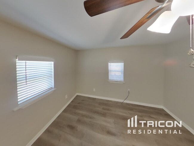 1821 Sandy Ln in Mesquite, TX - Building Photo - Building Photo