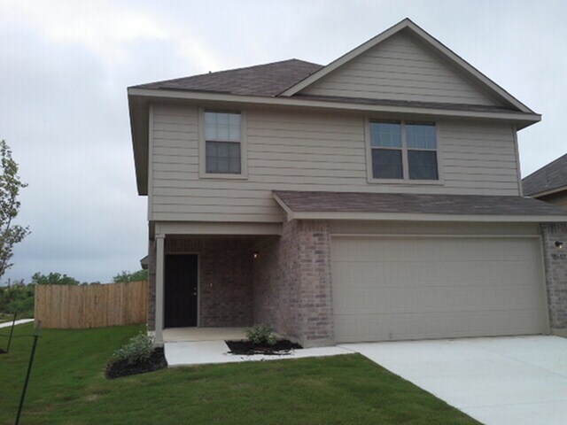 10602 Hunters Pond in San Antonio, TX - Building Photo