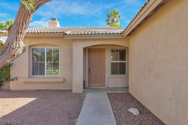 45930 Las Colinas in La Quinta, CA - Building Photo - Building Photo