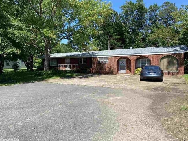 1302 N Maple St in Searcy, AR - Building Photo - Building Photo