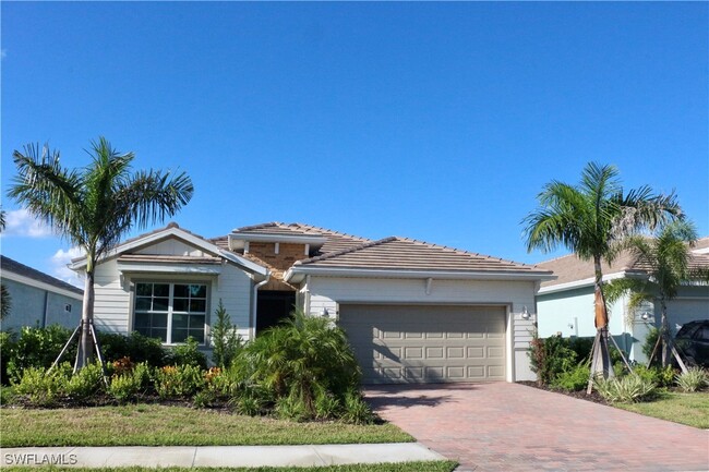 415 Polihale Wy in Naples, FL - Building Photo - Building Photo