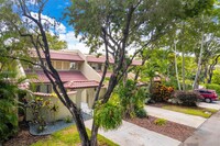 3843 Alcantara Ave in Doral, FL - Building Photo - Building Photo