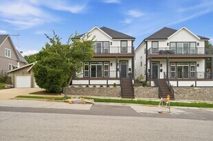 226 E Brown St in Milwaukee, WI - Building Photo