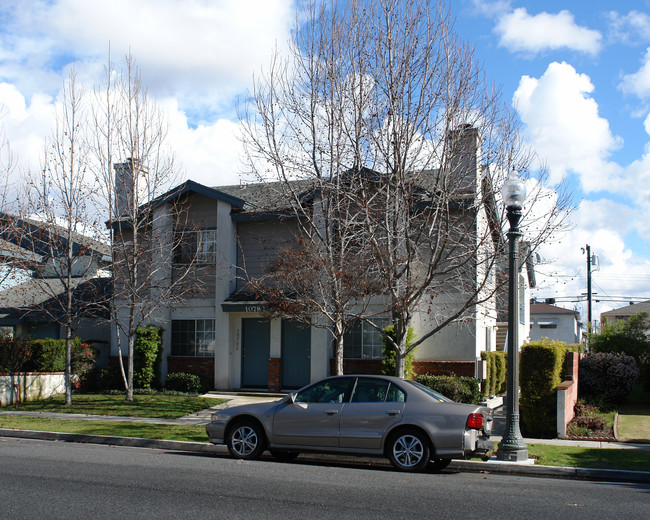 10782-10788 Oak St in Los Alamitos, CA - Building Photo - Building Photo