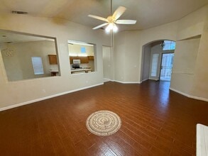 5731 N Tracy Ave in Fresno, CA - Building Photo - Building Photo