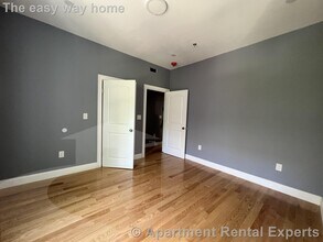 339 Cambridge St in Cambridge, MA - Foto de edificio - Building Photo