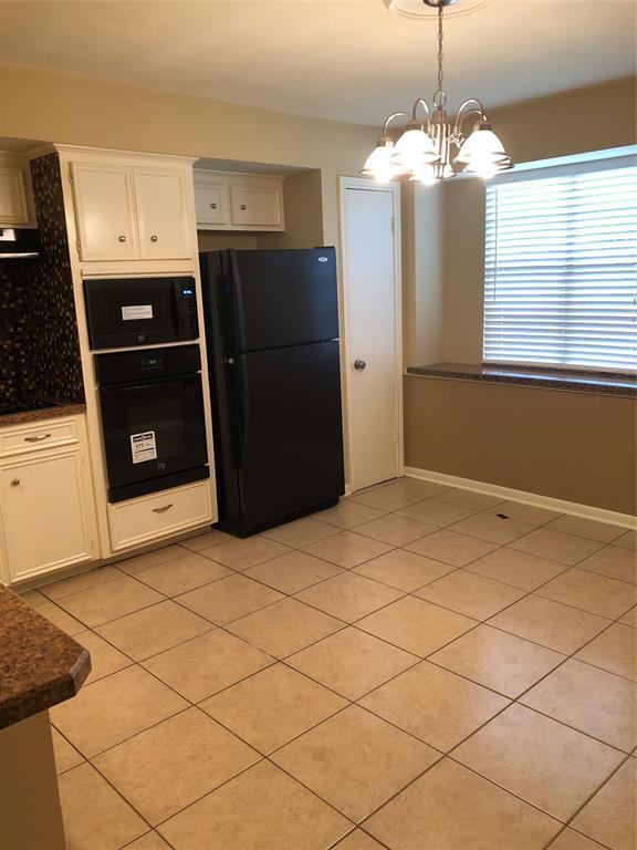 1821 Airline Dr in Katy, TX - Building Photo - Building Photo