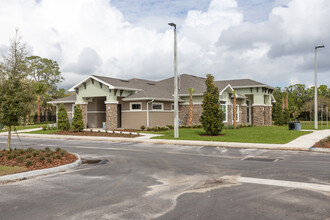 Monroe Landings in Sanford, FL - Building Photo - Building Photo