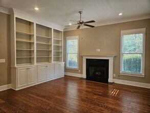 303 Newport Hill Ln in Lexington, SC - Building Photo - Building Photo
