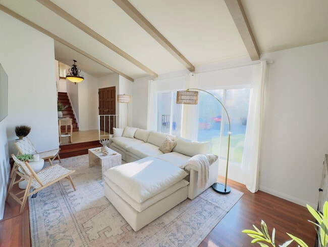 2565 Pinewood St in Del Mar, CA - Building Photo - Building Photo